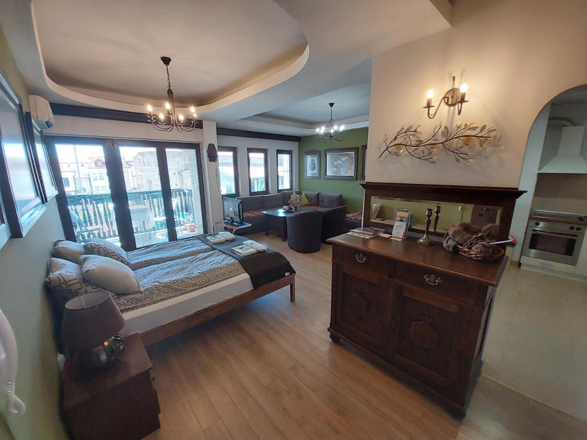 Jovanovic Guest House โอครีด ภายนอก รูปภาพ