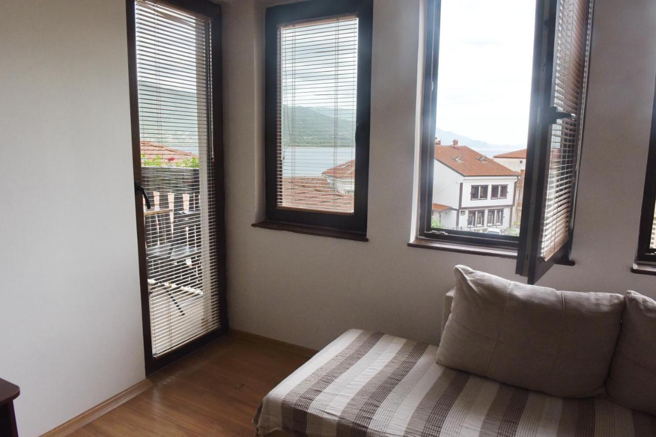 Jovanovic Guest House โอครีด ภายนอก รูปภาพ
