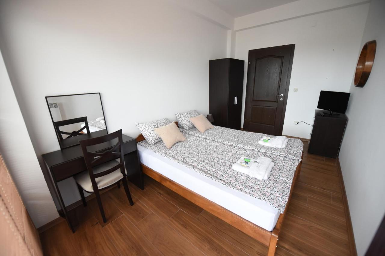 Jovanovic Guest House โอครีด ภายนอก รูปภาพ