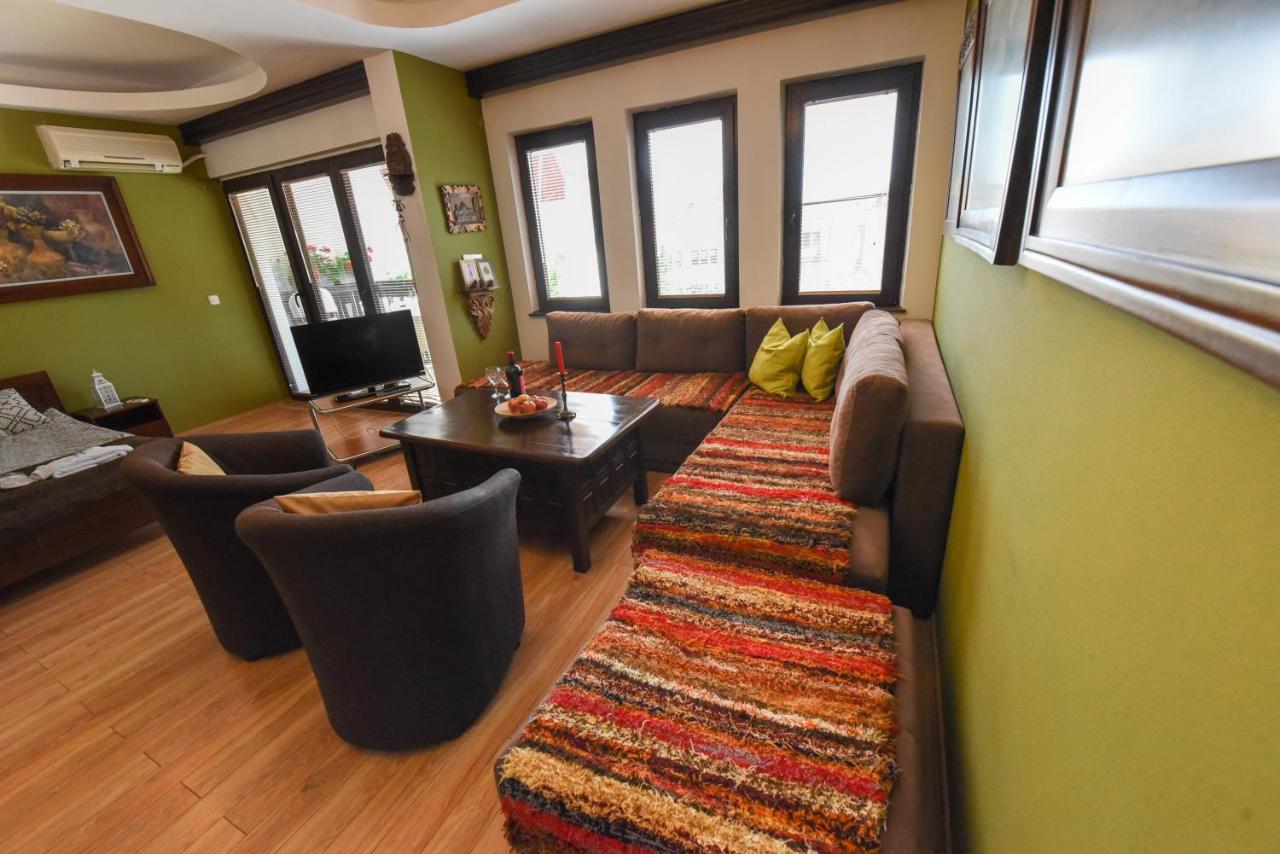 Jovanovic Guest House โอครีด ภายนอก รูปภาพ