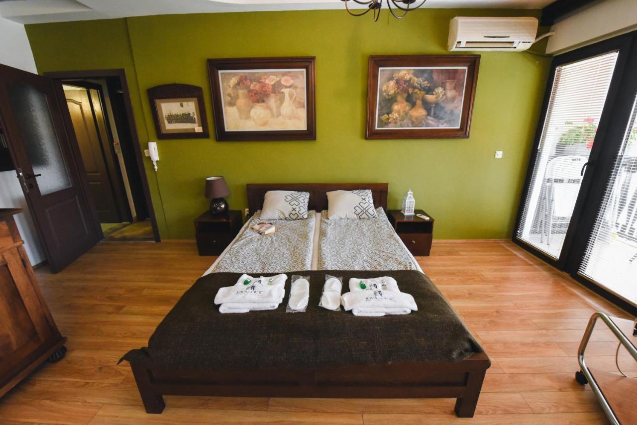 Jovanovic Guest House โอครีด ภายนอก รูปภาพ