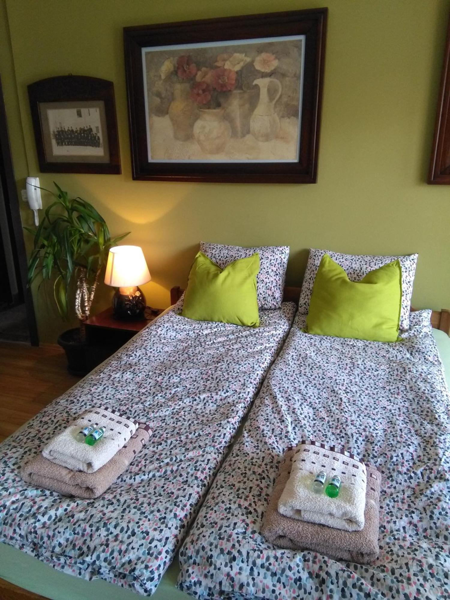Jovanovic Guest House โอครีด ภายนอก รูปภาพ