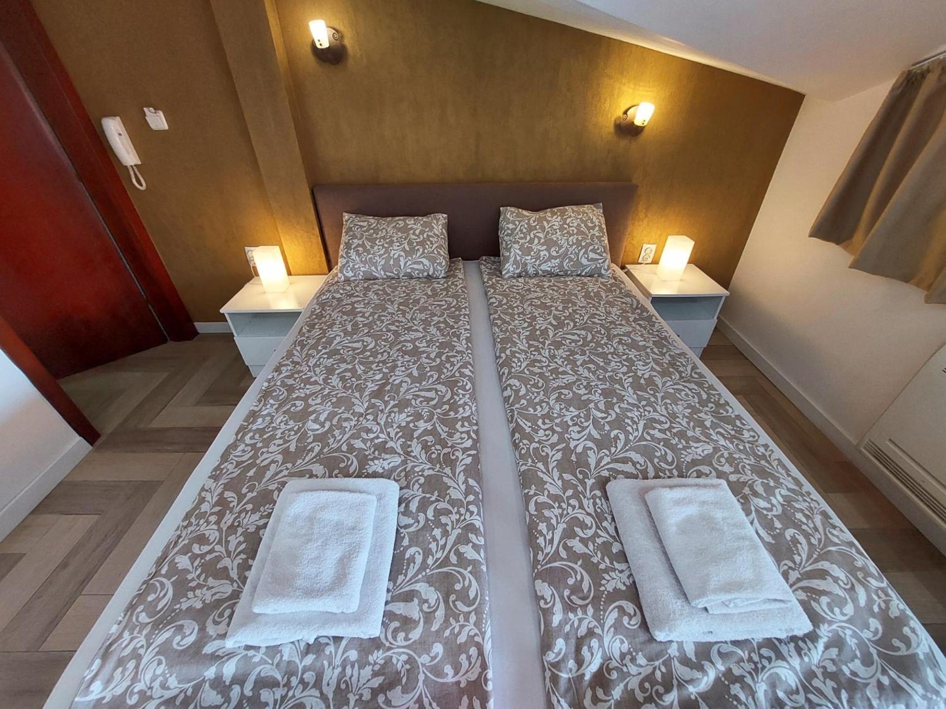 Jovanovic Guest House โอครีด ภายนอก รูปภาพ